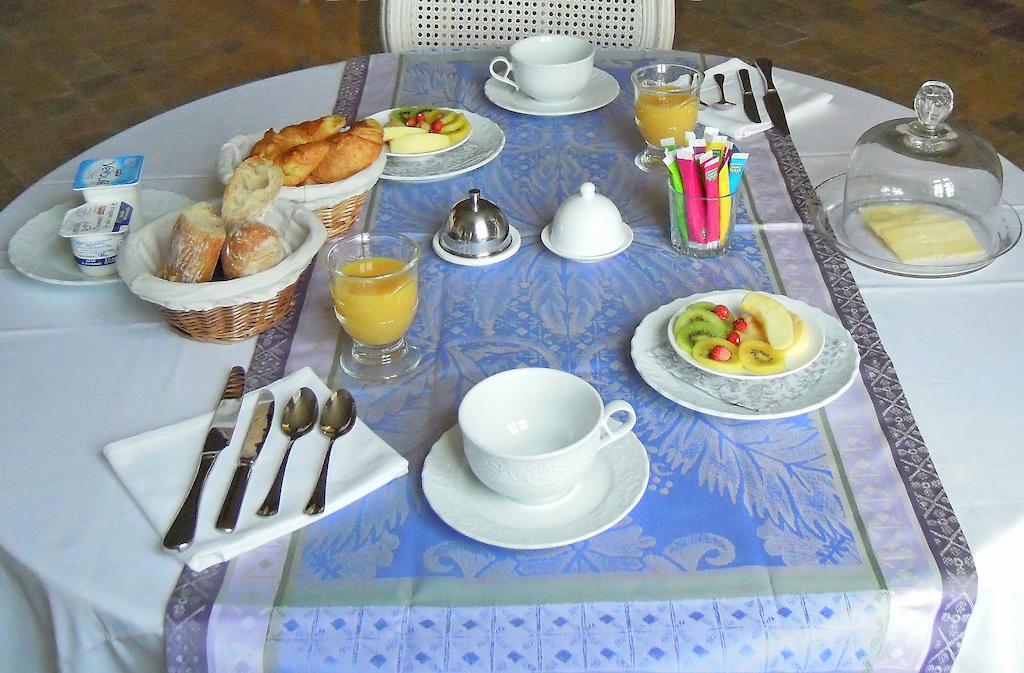 Le Manoir De La Fieffe Bed & Breakfast Cherbourg-en-Cotentin Exterior photo