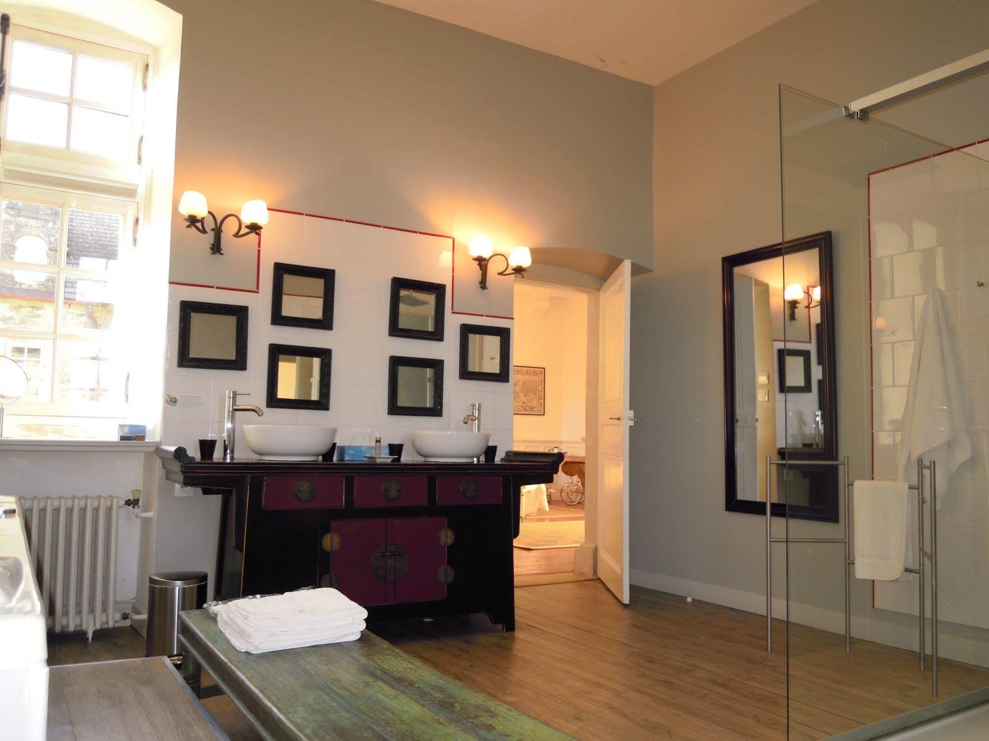 Le Manoir De La Fieffe Bed & Breakfast Cherbourg-en-Cotentin Exterior photo